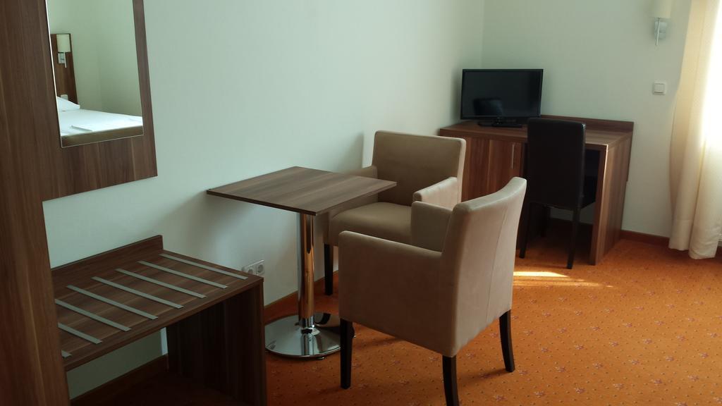 Stiftshotel Garsten Steyr Chambre photo