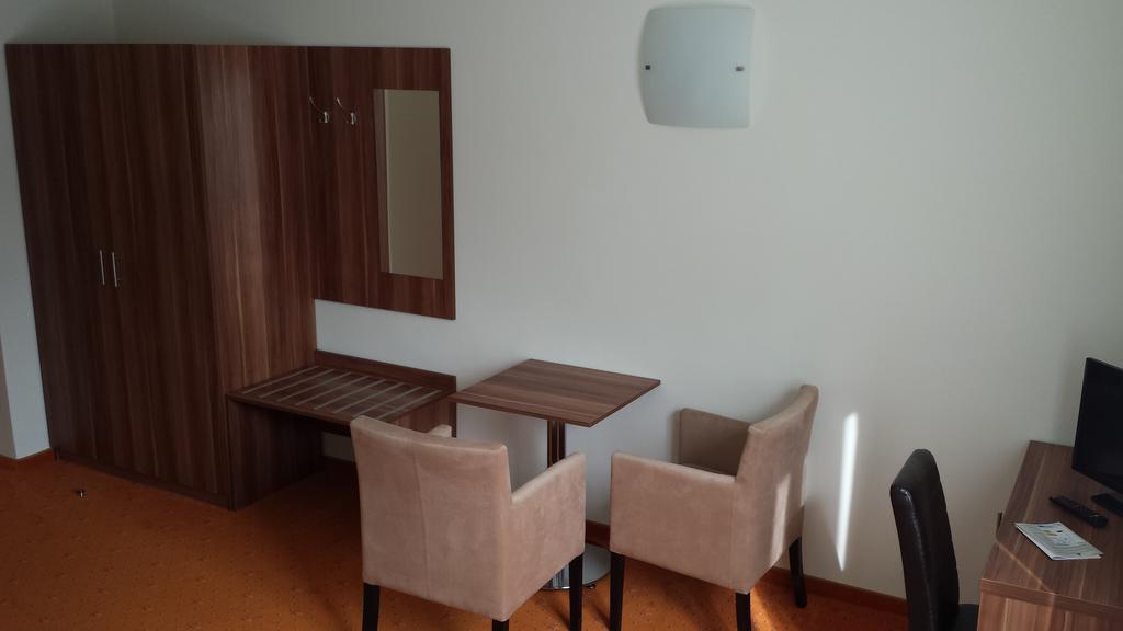 Stiftshotel Garsten Steyr Chambre photo