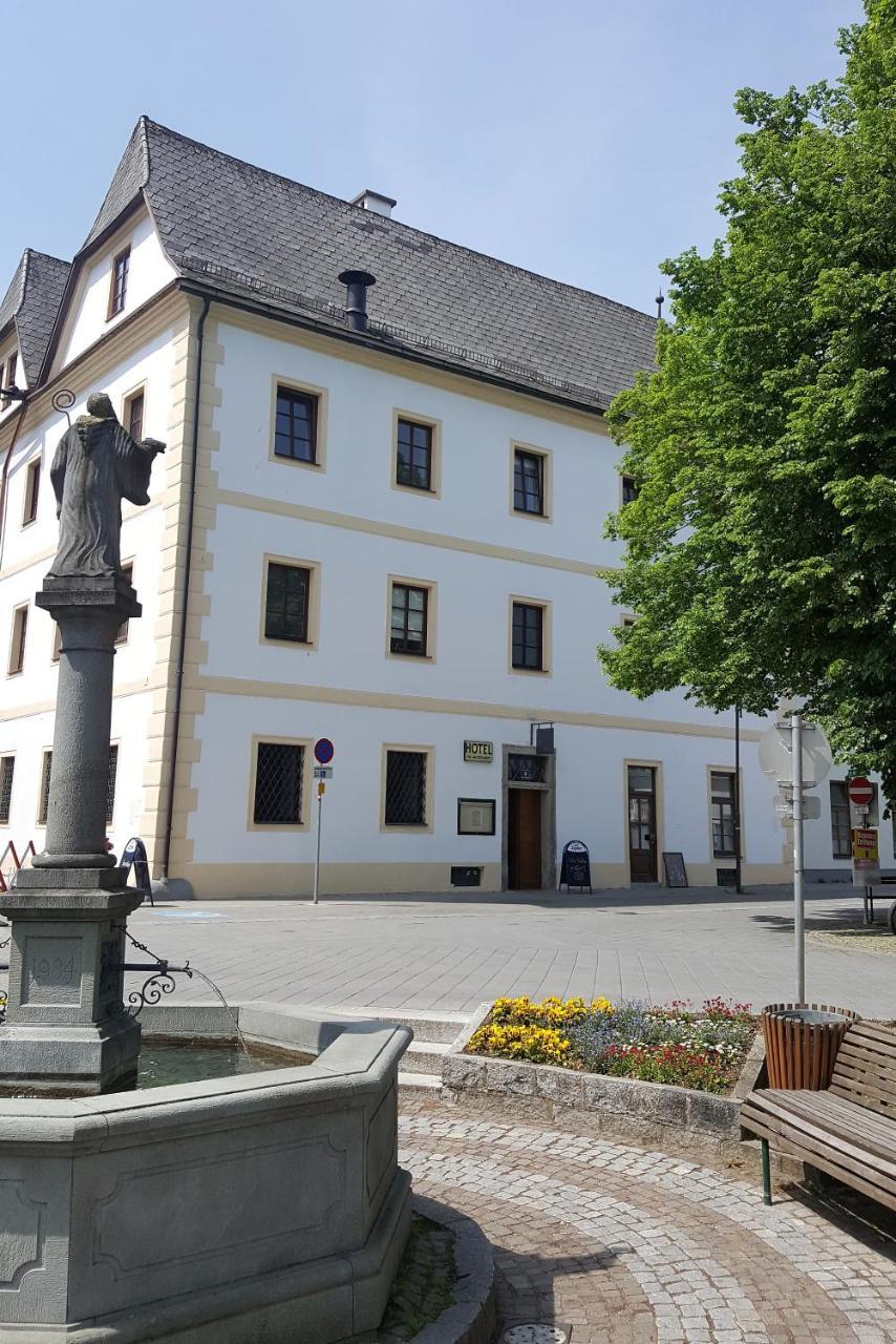 Stiftshotel Garsten Steyr Extérieur photo